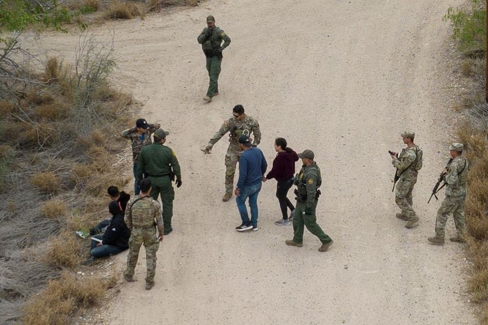Mỹ điều 1.500 lính tới vùng biên giáp Mexico